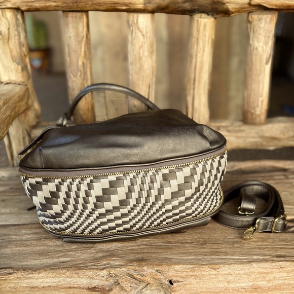 ⭐️Big Buddha Beautiful Bronze Bag - Picture 7 of 12